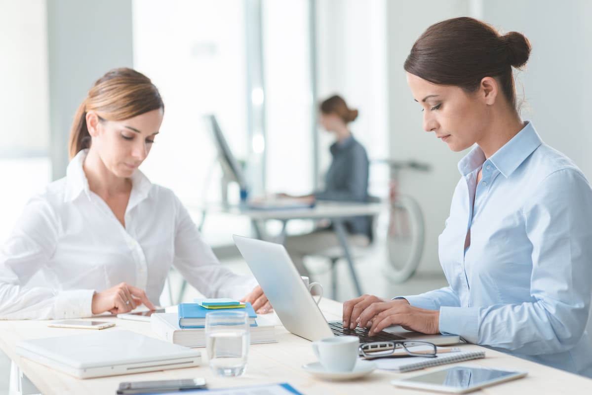 Mulheres empreendedoras bem-sucedidas no trabalho