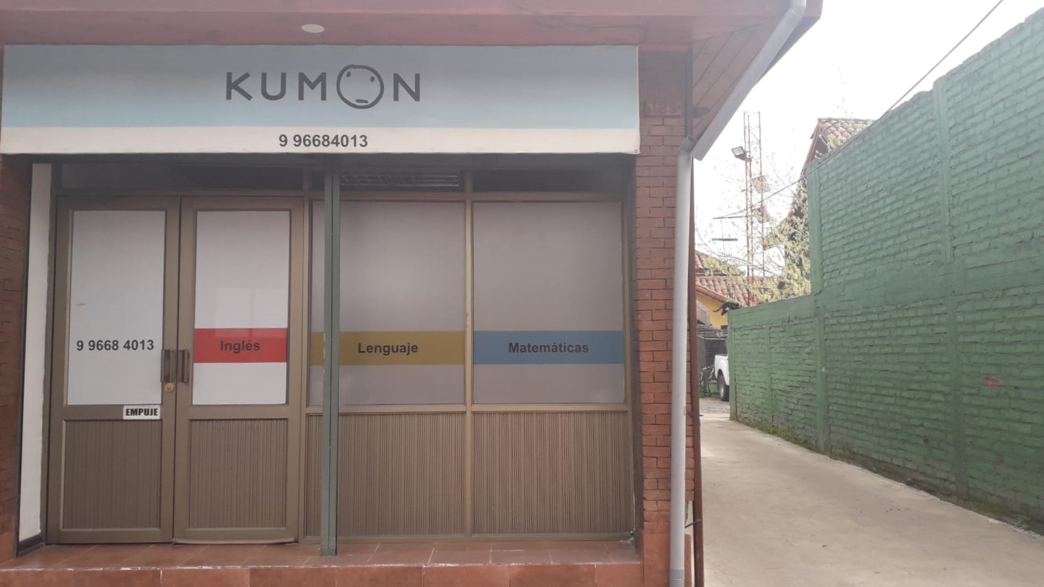 fachada del centro kumon