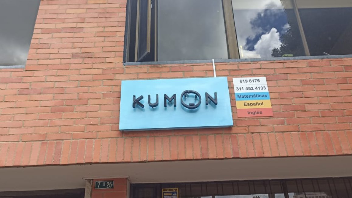 Fachada Kumon Santa Ana