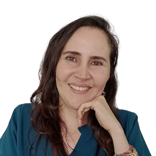 Retrato sonriente de la profesora del centro Kumon El Bosque en Colombia, lista para apoyar a los estudiantes con el método Kumon y mejorar sus habilidades académicas.