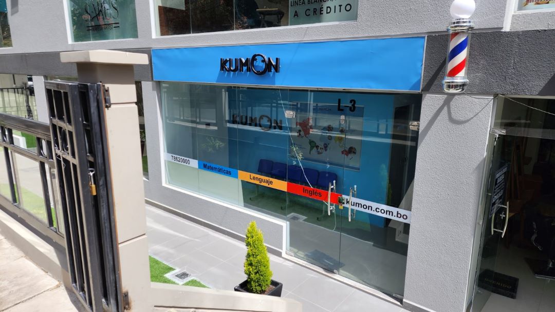 fachada del centro kumon