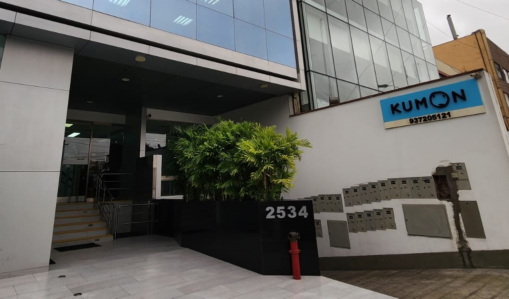 fachada del centro kumon