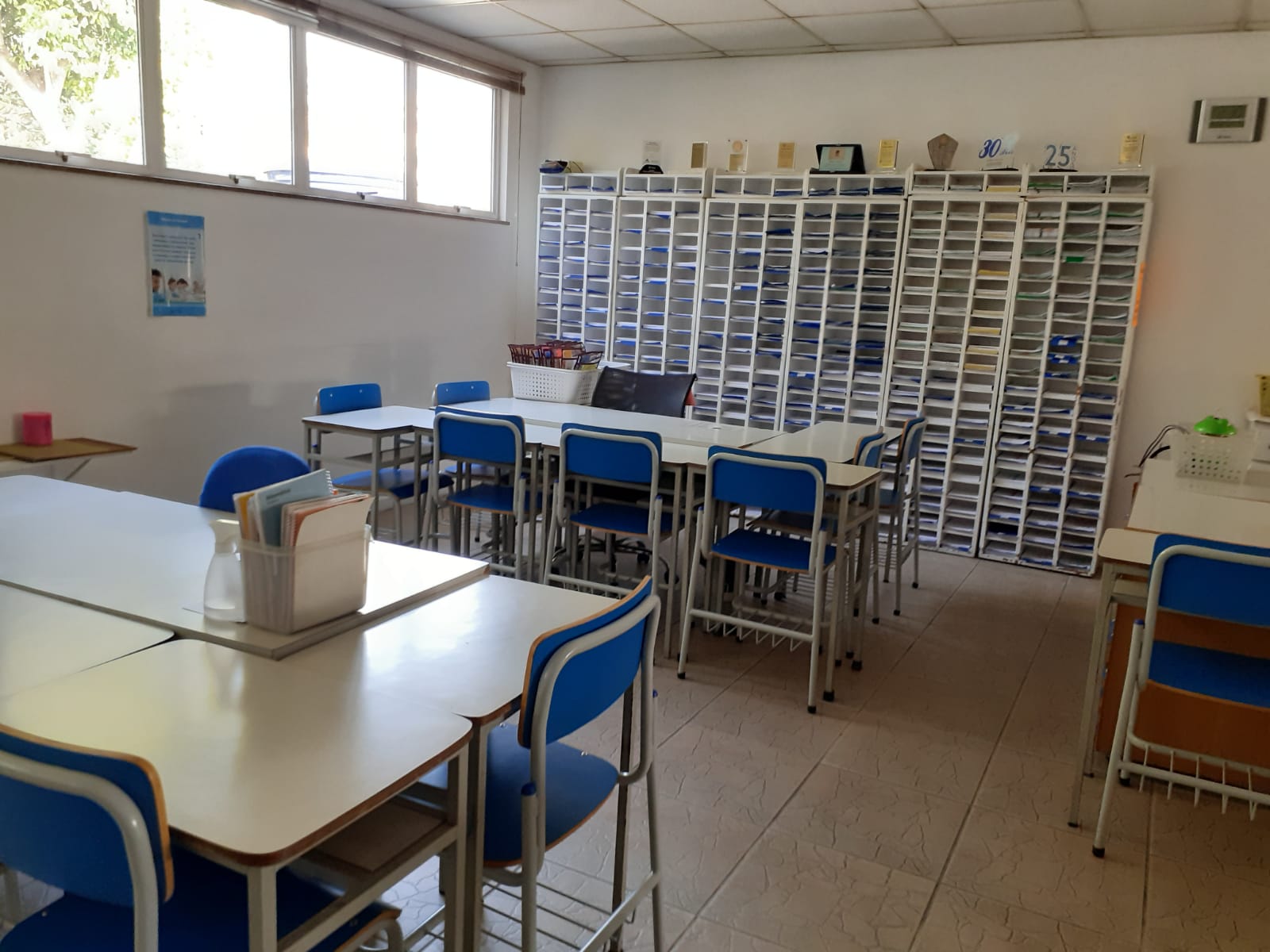 Sala de aula 2 do Kumon Ilha Cambaúba RJ