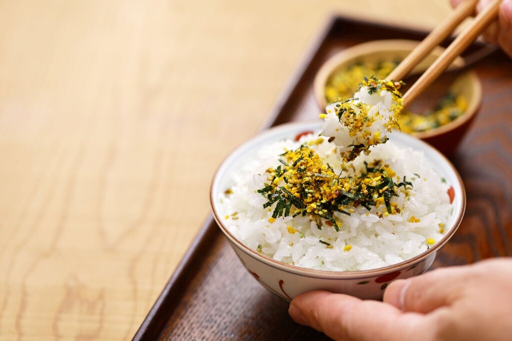 Arroz cozido em festivais japoneses