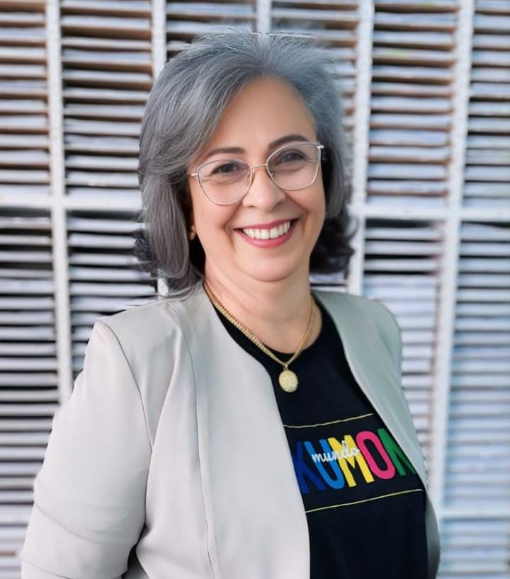 Kumon Santo Angelo foto perfil orientadora Ana Cristina