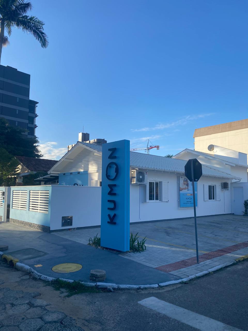Fachada do Kumon Tubarão