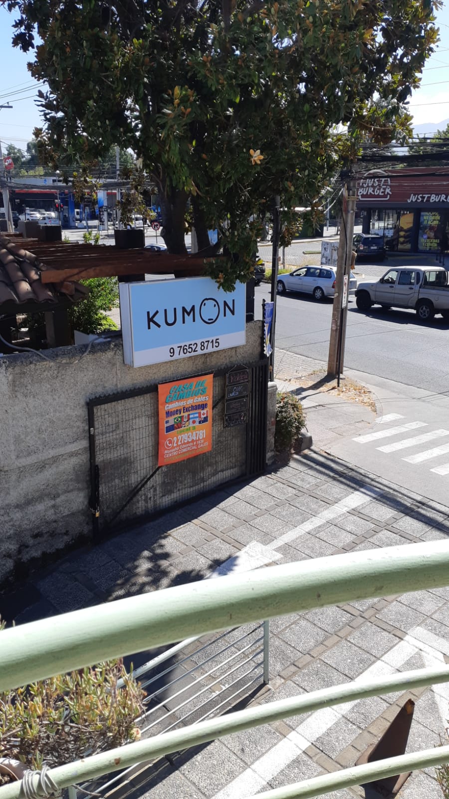 Fachada del centro Kumon La Reina Monsenor Edwards
