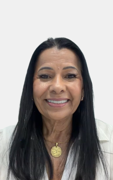 Foto orientadora Kumon unidade Maceió Gruta de Lurdes
